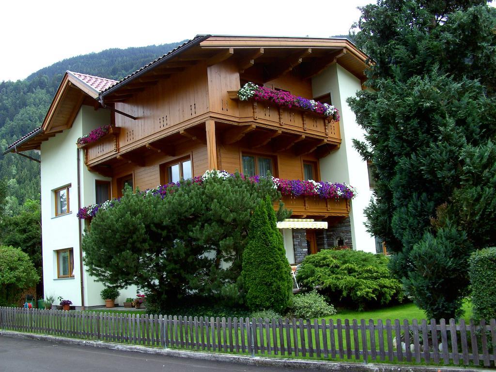 Haus Christl Apartamento Aschau Im Zillertal Exterior foto